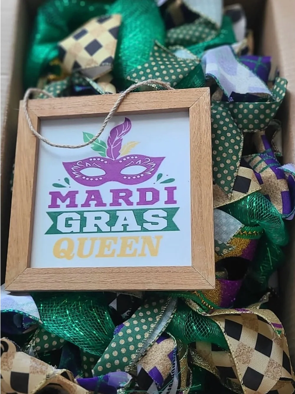 Mardi Gras Queen Decorative Wreath - Green, Purple & Gold Folds for storage